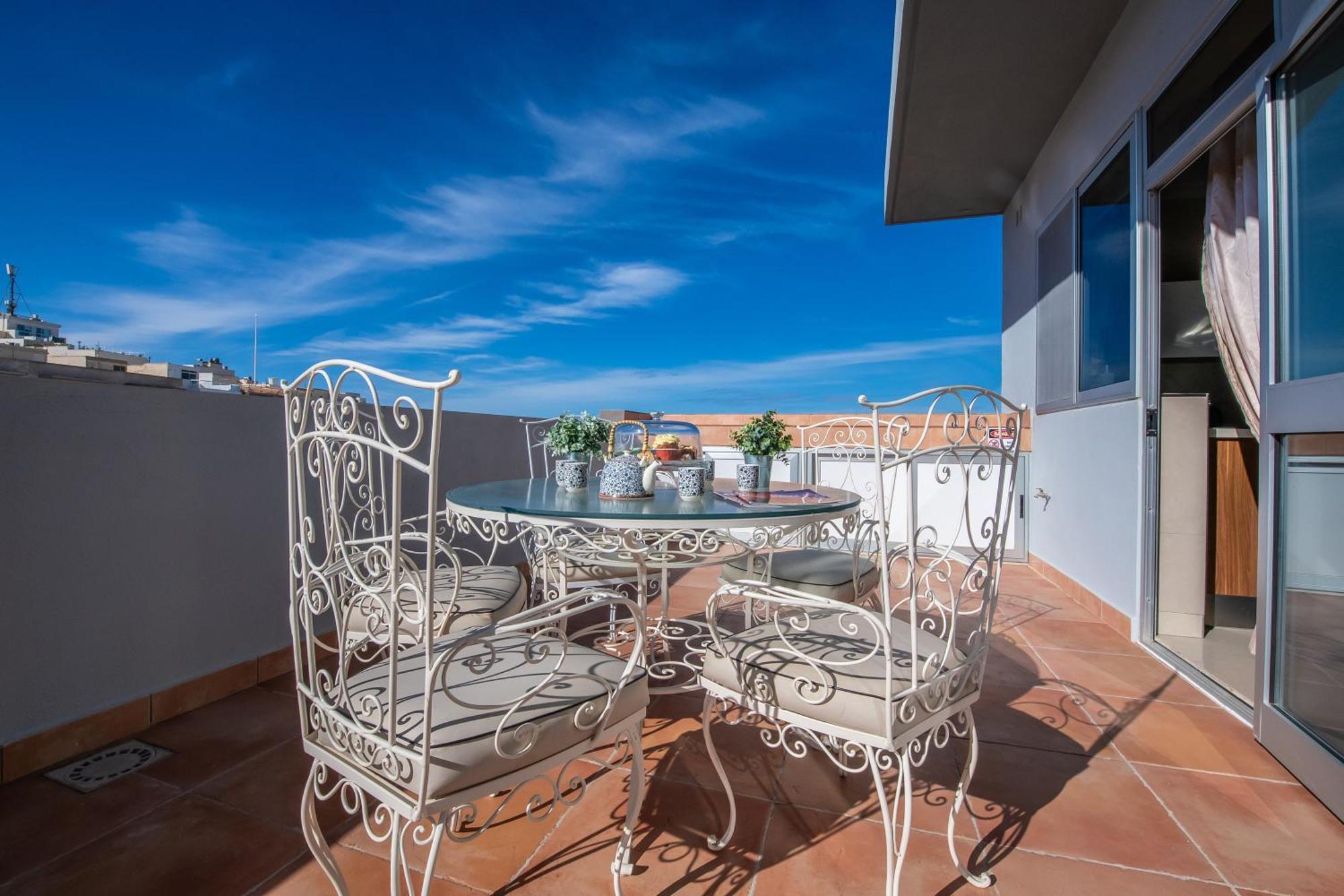 Francis Flats Modern Penthouse Daire Mellieħa Dış mekan fotoğraf
